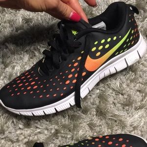 Youth Nike Free